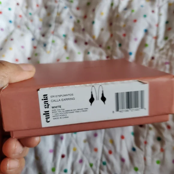 Cult Gaia Calla Earring White - Picture 5 of 9